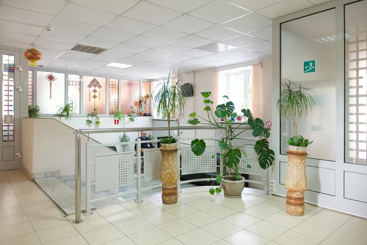 Akademicheskaya Hotel Minsk Extérieur photo