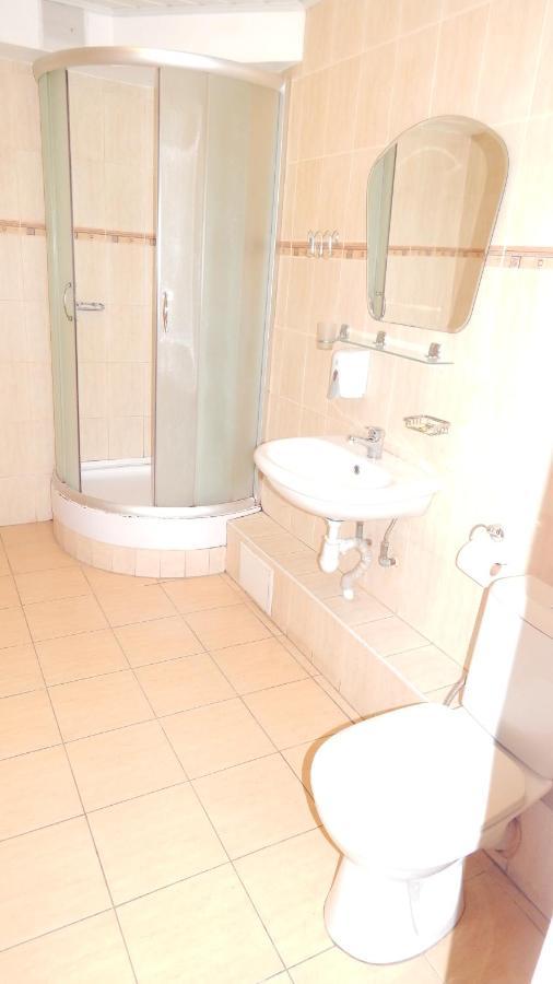 Akademicheskaya Hotel Minsk Extérieur photo