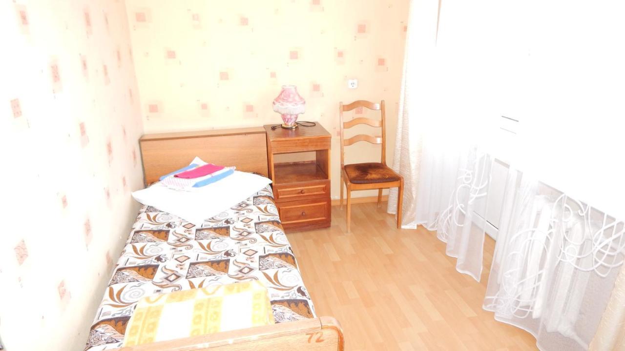 Akademicheskaya Hotel Minsk Extérieur photo