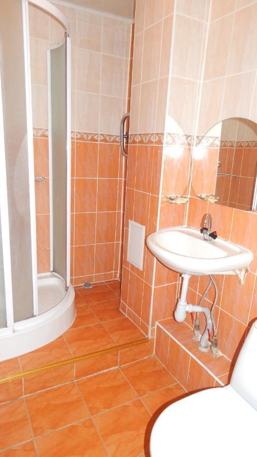 Akademicheskaya Hotel Minsk Extérieur photo